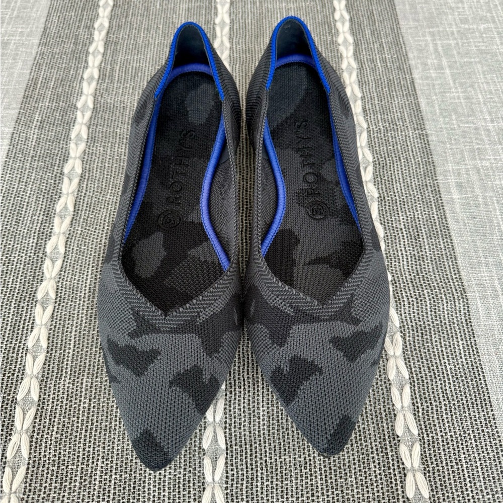 Rothy's black camo Pointe flats - EUC